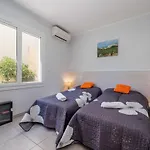 Apartment Les Girelles By Interhome
