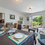 Apartment Les Girelles By Interhome
