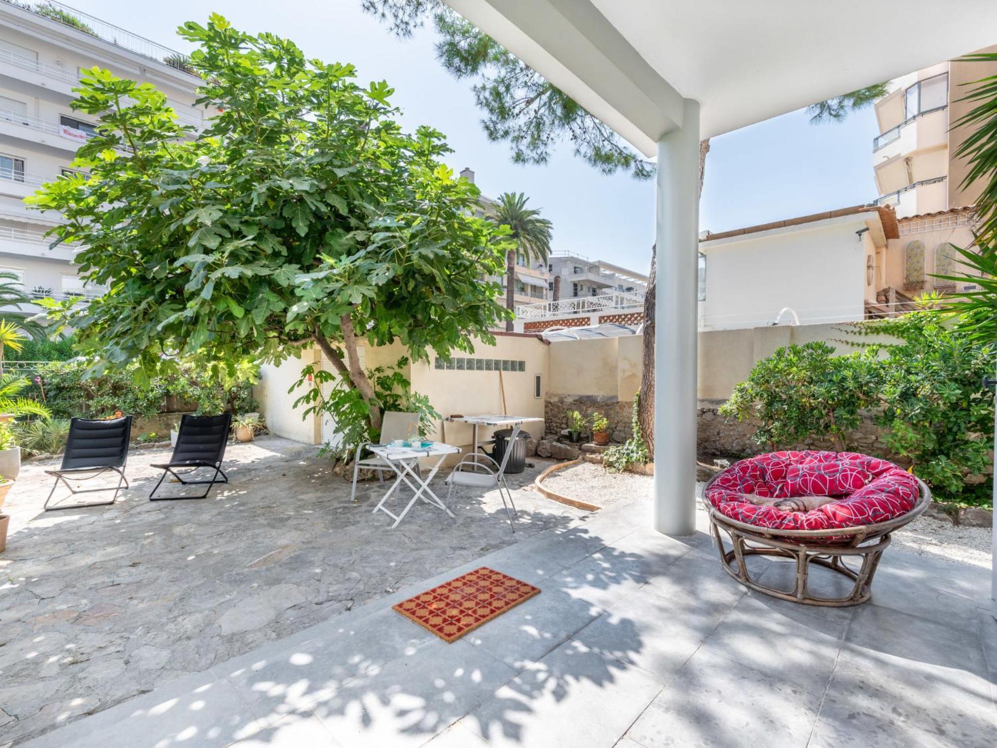 Les Girelles By Interhome Appartement Cannes