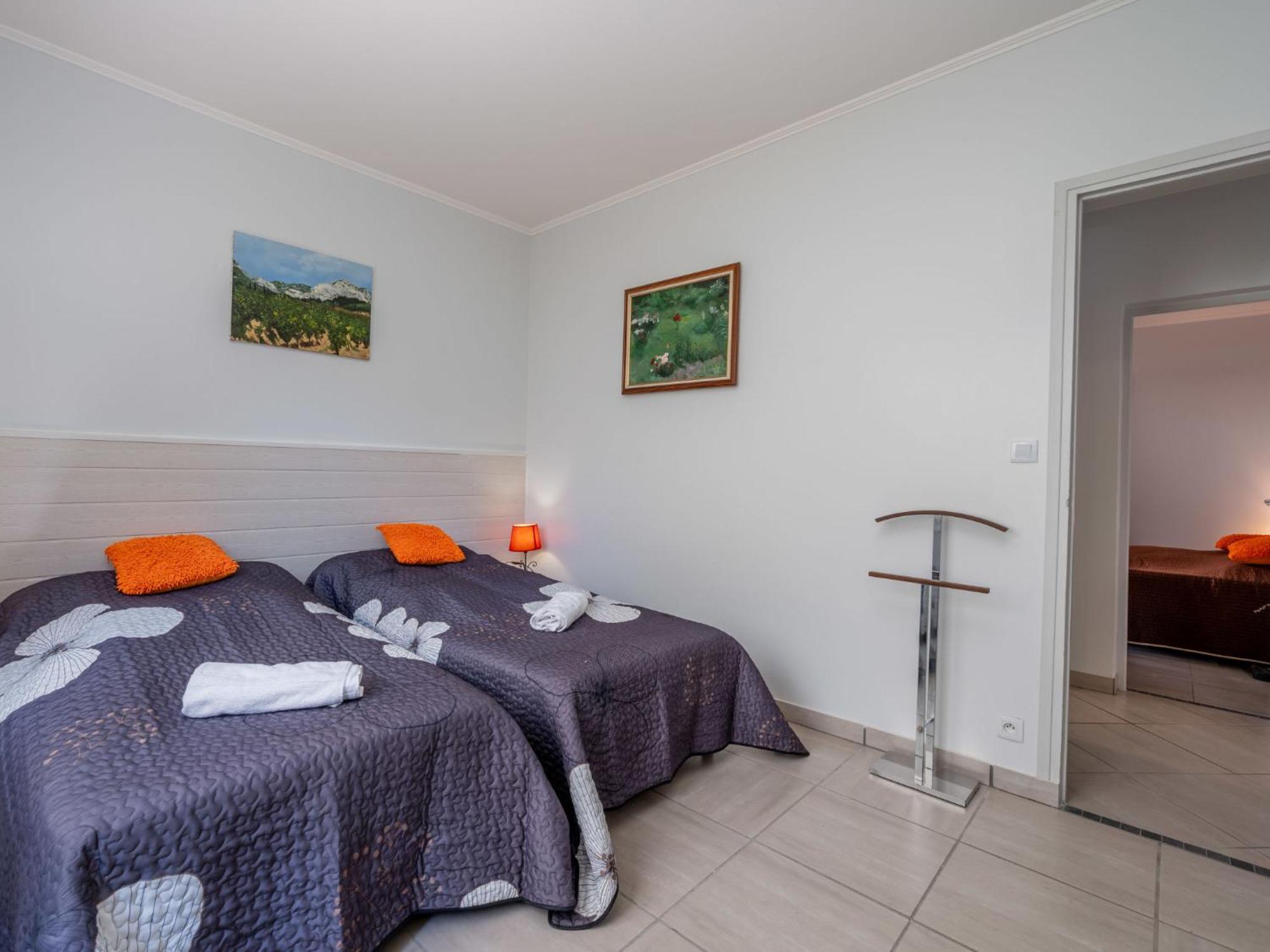 Les Girelles By Interhome Appartamento